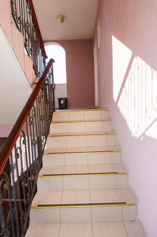 Guest House Perper Tivat Ngoại thất bức ảnh